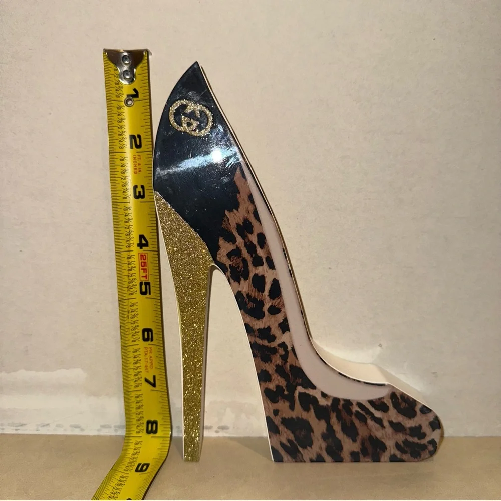 GUCCI LEOPARD HIGH HEEL WOODEN HOME DECOR TABLE TOP PIECE GOLD ACCENTS - Picture 5 of 6
